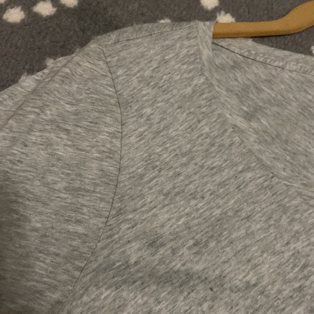 Two lace tshirts - Picture 6 of 7